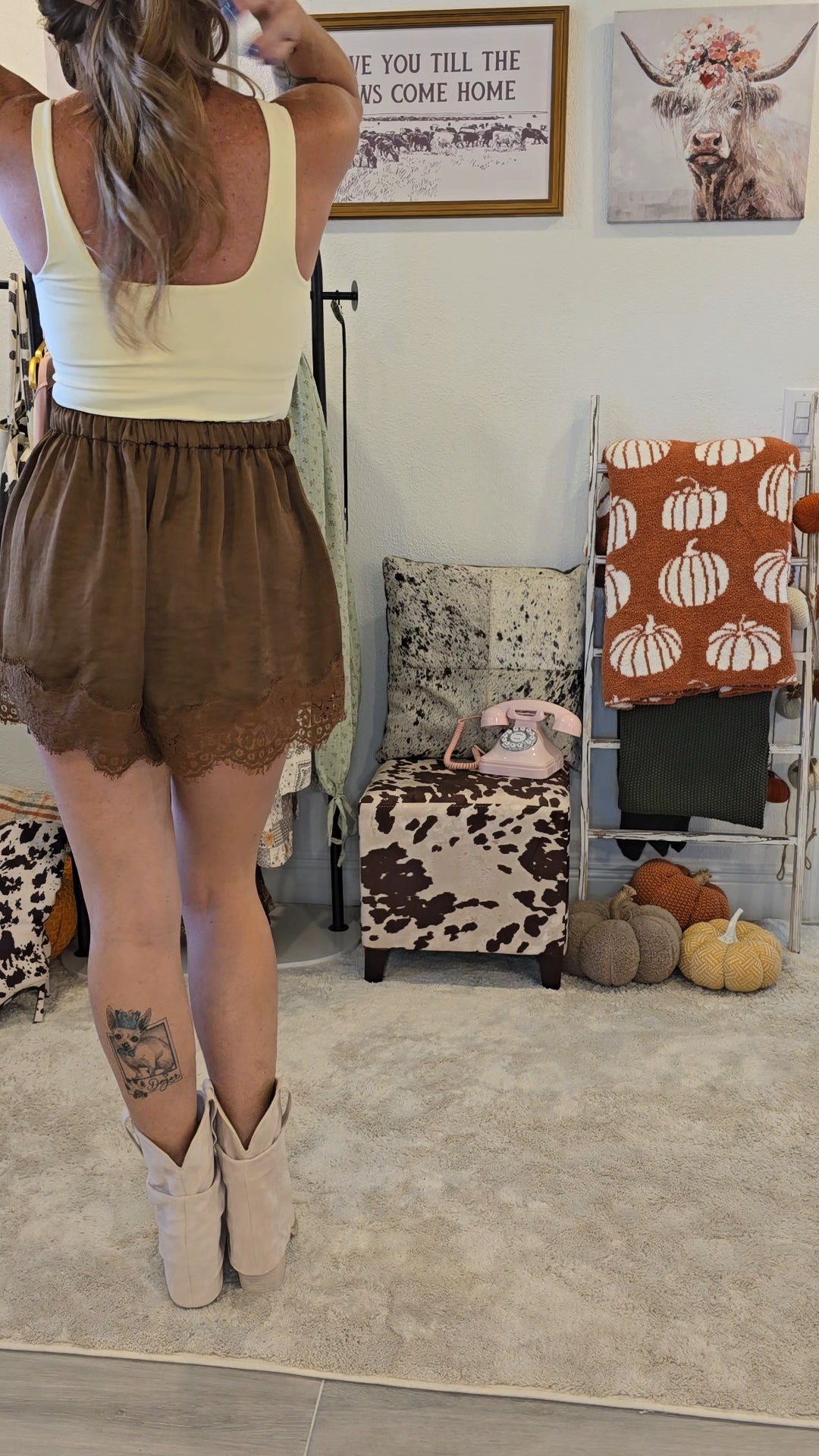Floral Lace Trim Drawstring Waist Shorts